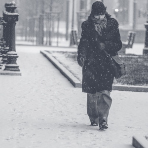 女fyee牲zozo交体内谢
